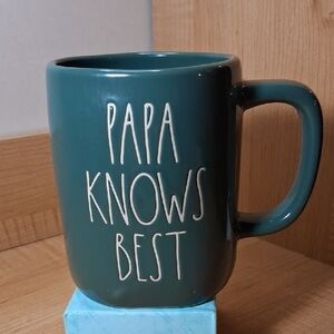 New Rae Dunn Papa Knows Best Mug